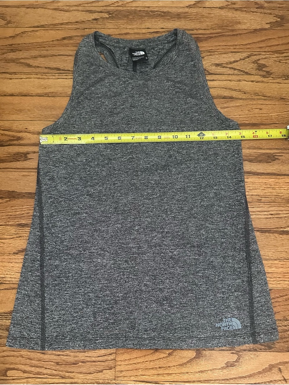 Like-new North Face HyperLayer FD Tank in Gray Heather - Women's XS